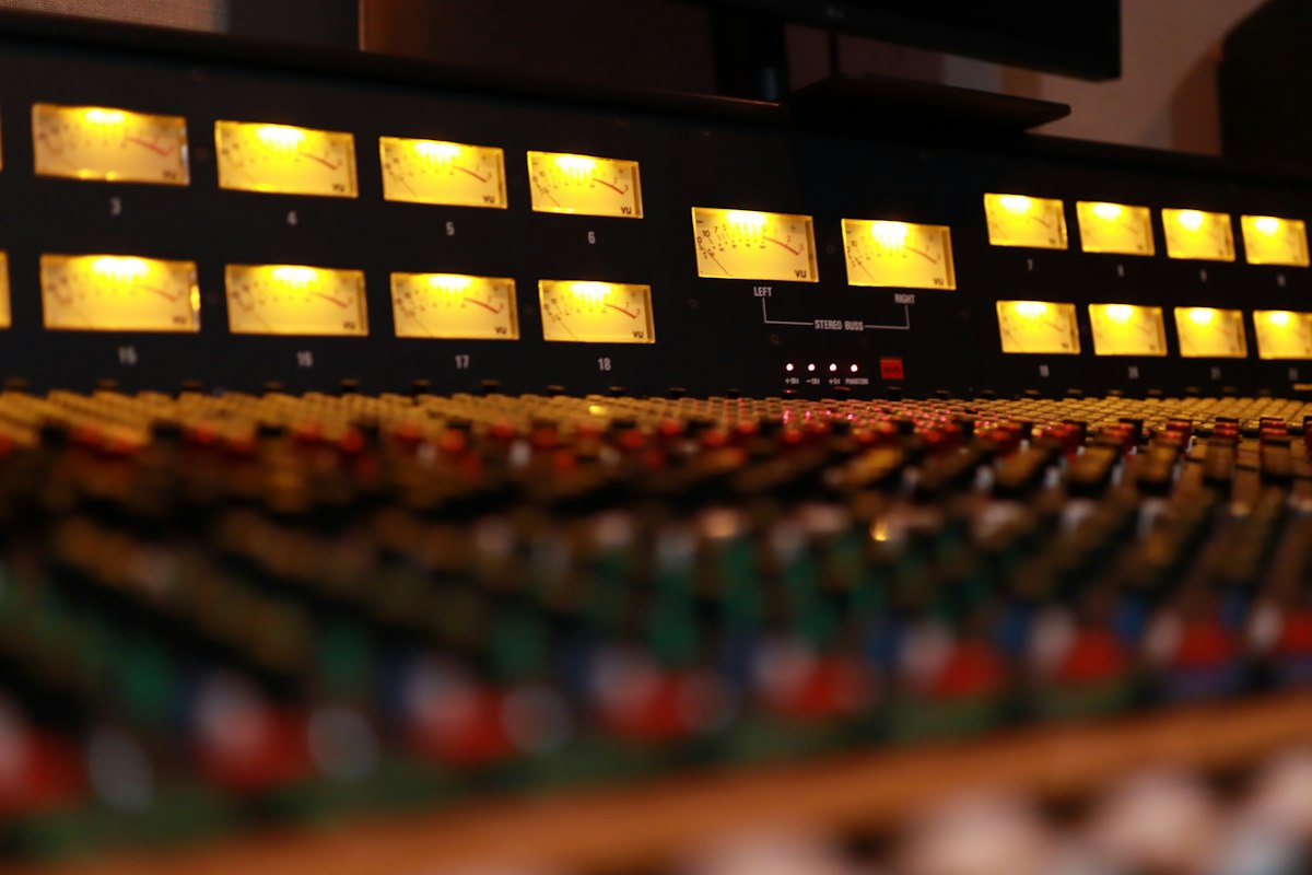 Perjalanan Kami dalam Industri Audio